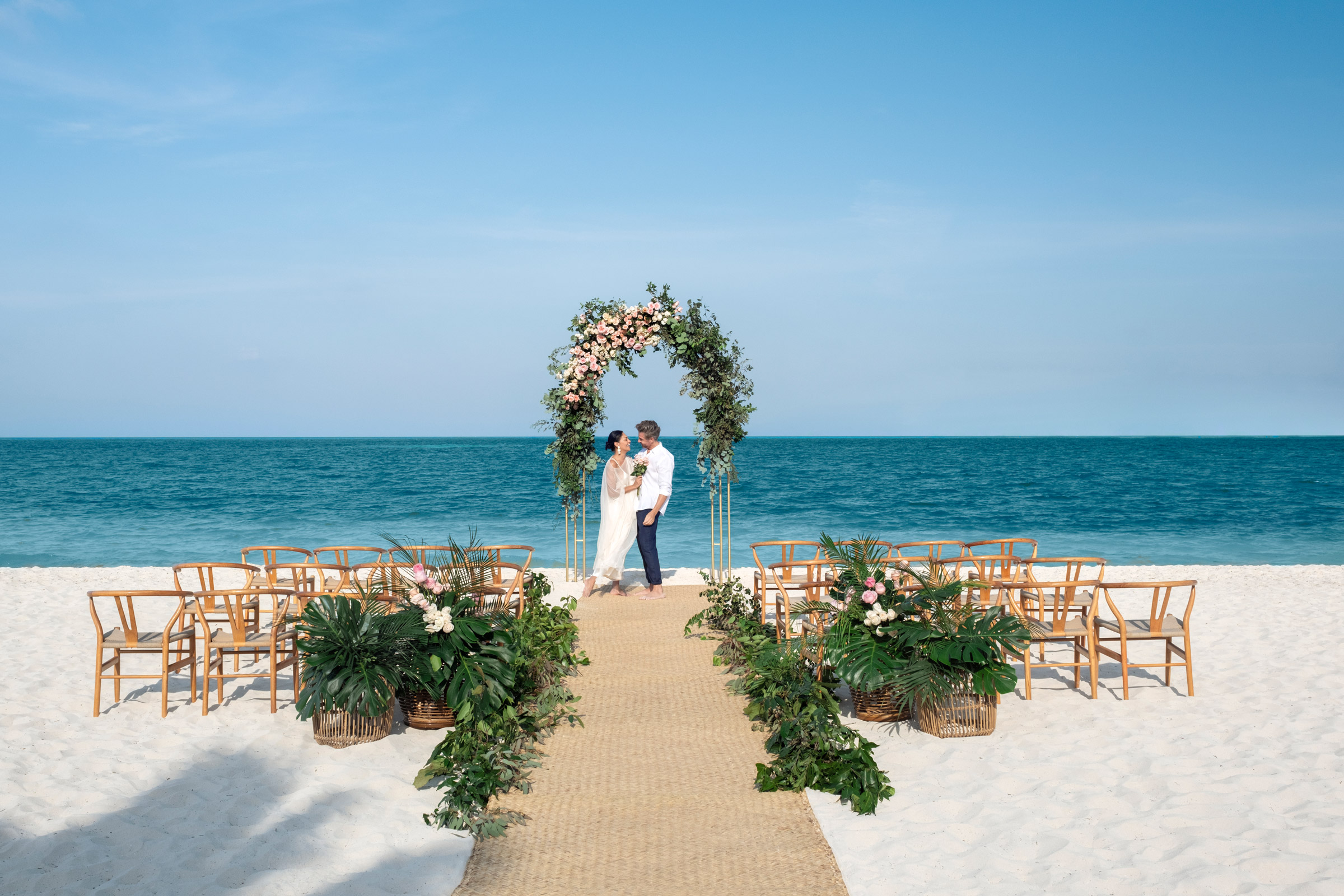 Plan the perfect day in a Cancun wedding resort