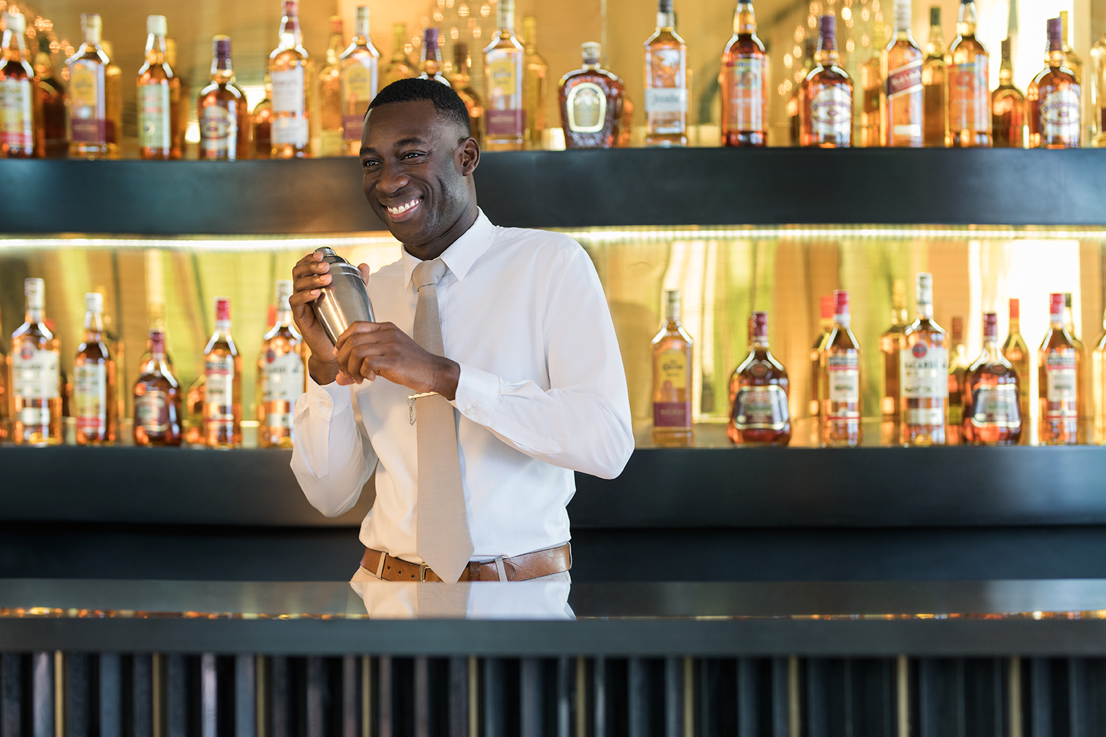 Bartender speaking Jamican Creole