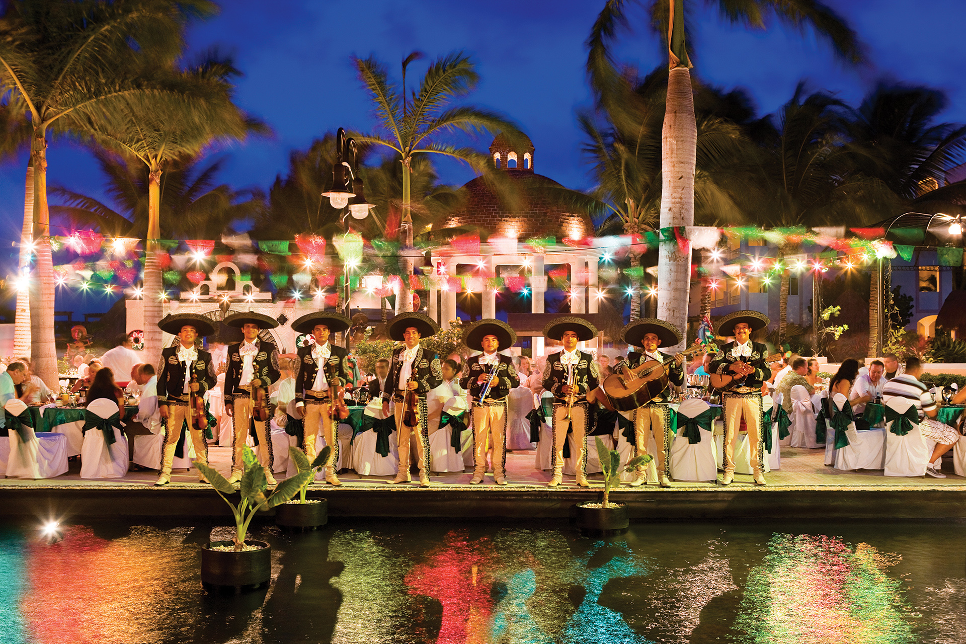 Beyond El Grito: How to Celebrate Mexican Independence Day in Cancun